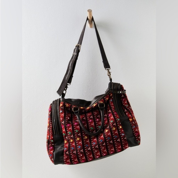 Free People Bijoux Mirrored Weekender Bag NWT - Picture 1 of 16